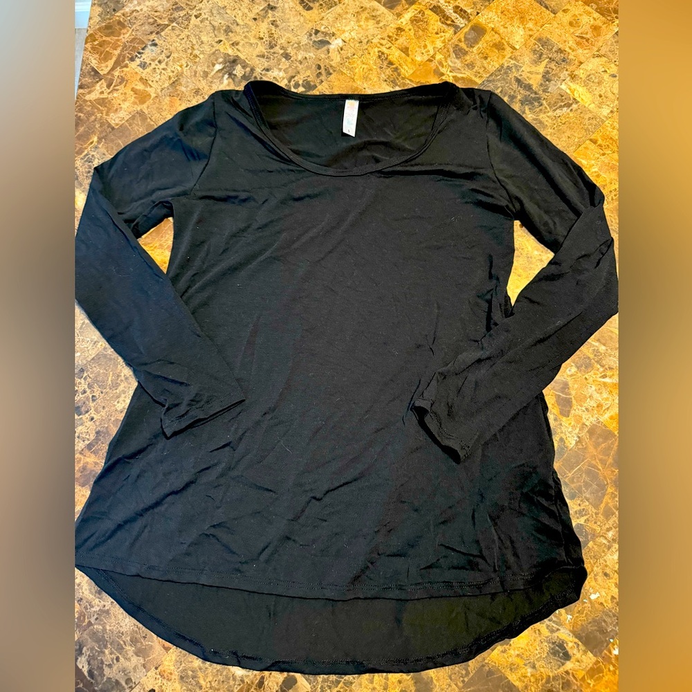 Lularoe Lynnae Top